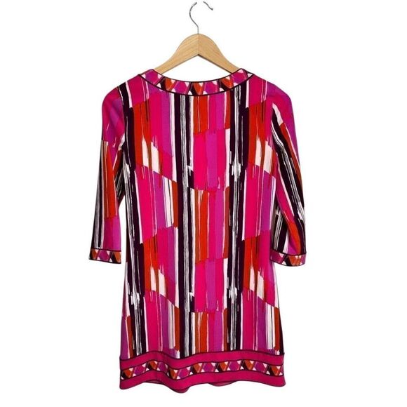 BcbgMaxAzria Dress Size XXS Psychedelic Mod Shift 3/4 Sleeve Multicolor V Neck - Picture 2 of 6